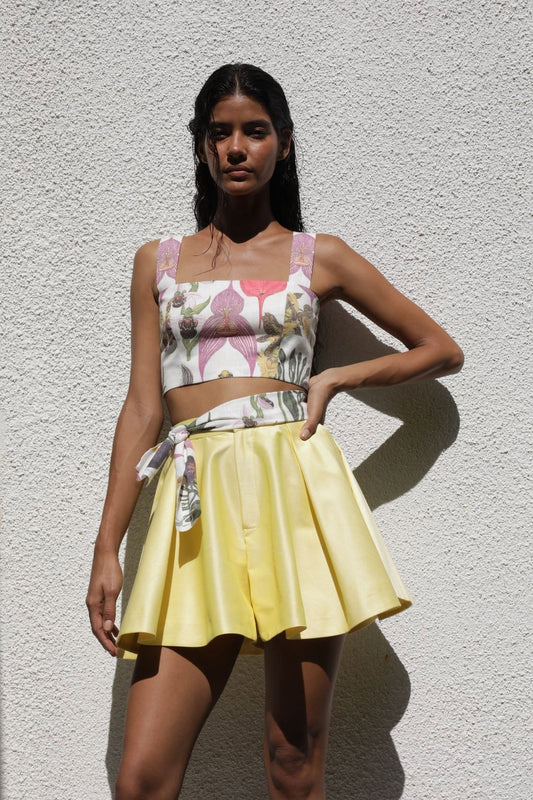 ALEGRIA SHORT IN SOFT YELLOW