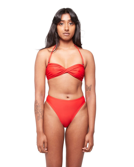 HA 002 - TWISTED BIKINI TOP - REDCOAT