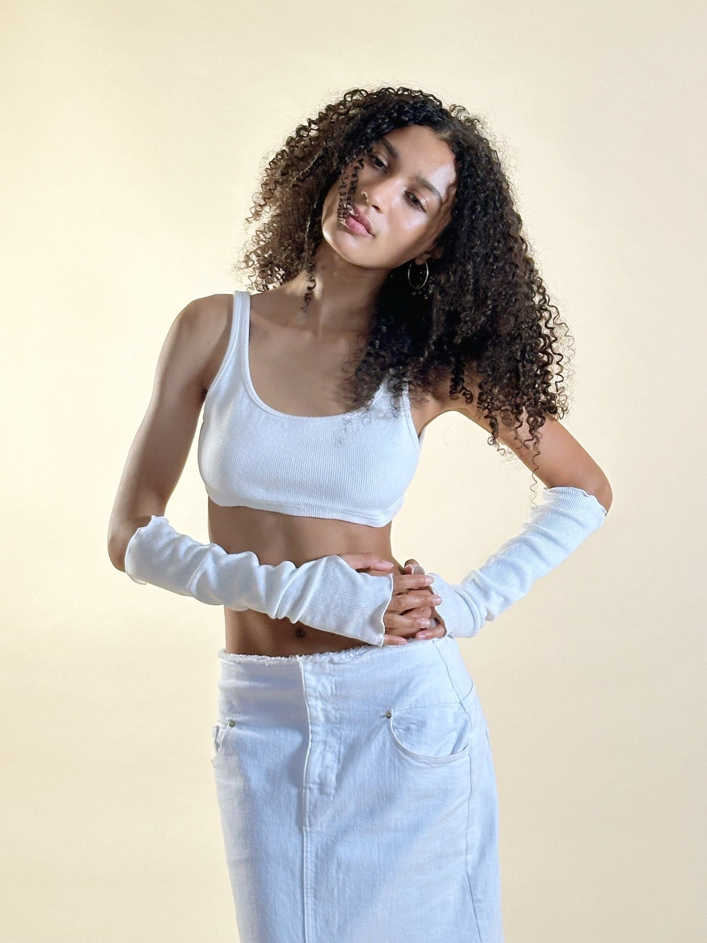 Opera Arm Warmers in White