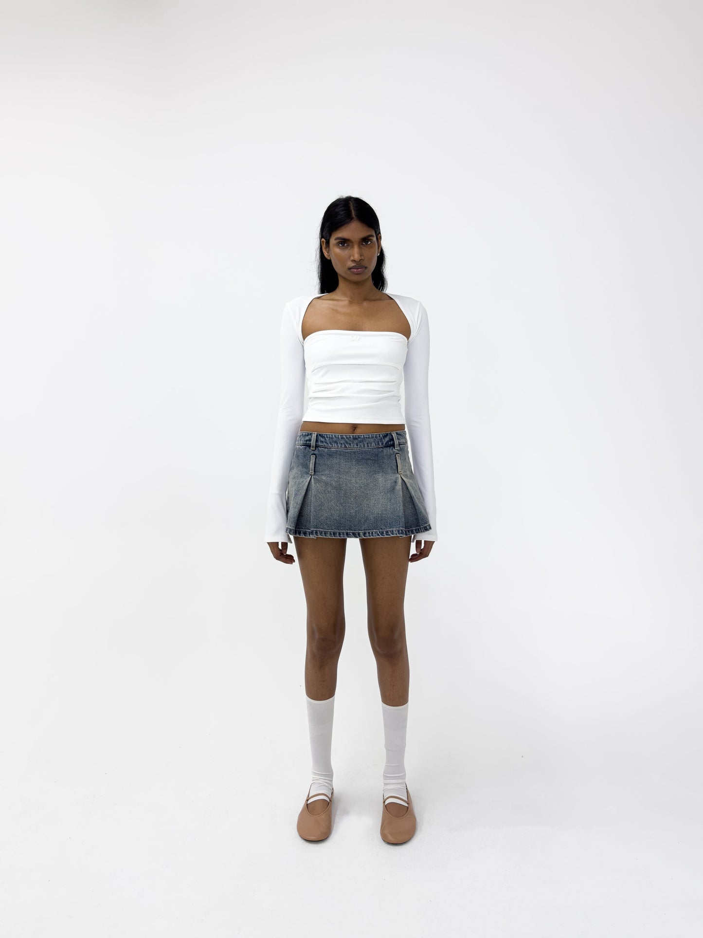 FIR© TUBE TOP with Side Pleats and Detachable Sleeves in White