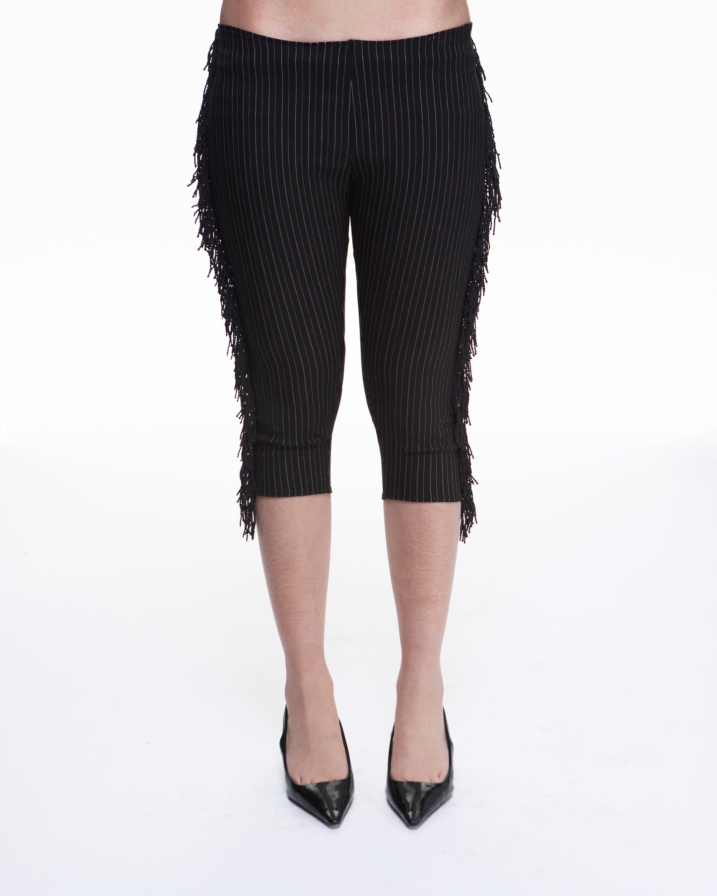 PINSTRIPE FRINGE CAPRI